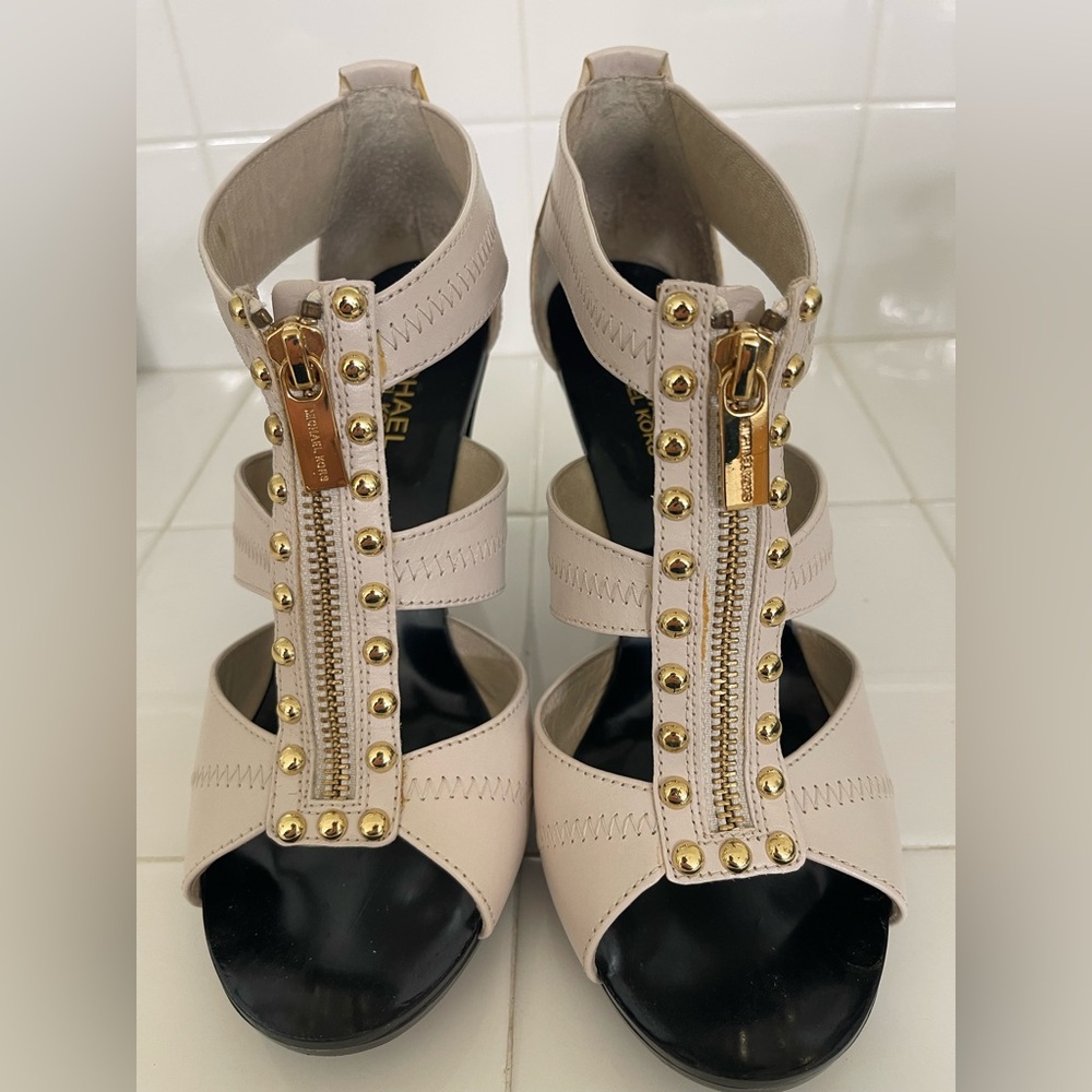 Michael Kors off white-Beige Heels - Picture 6 of 11
